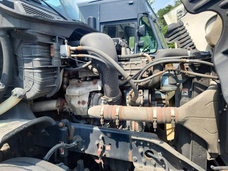 2016 FREIGHTLINER CASCADIA 125 — Фото 10 из 13