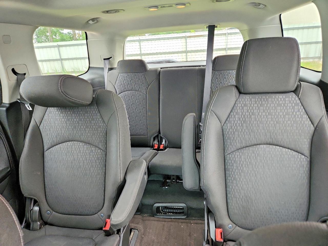 2016 GMC ACADIA SLE — Фото 10 из 13