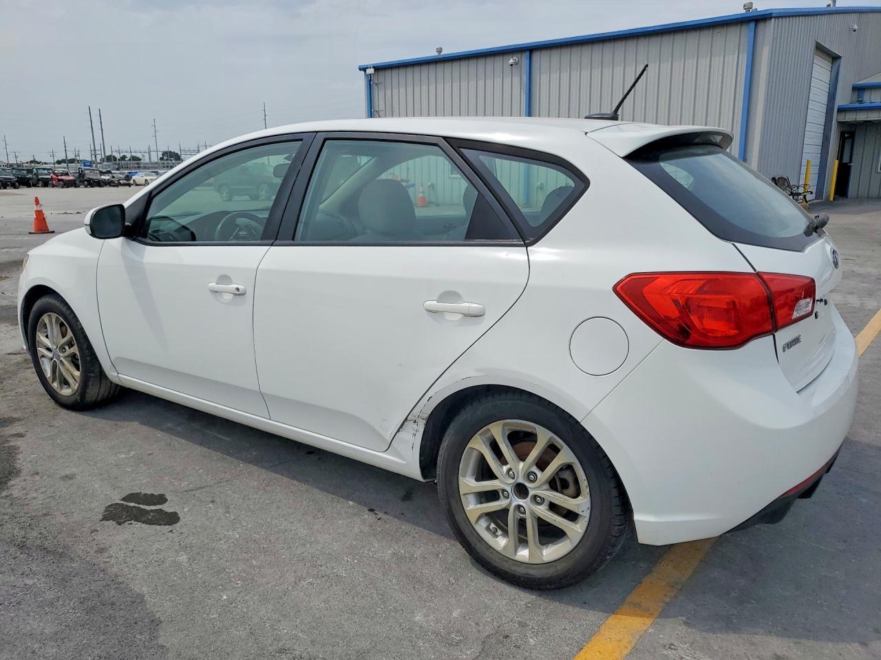 2012 KIA FORTE EX — Фото 2 из 12
