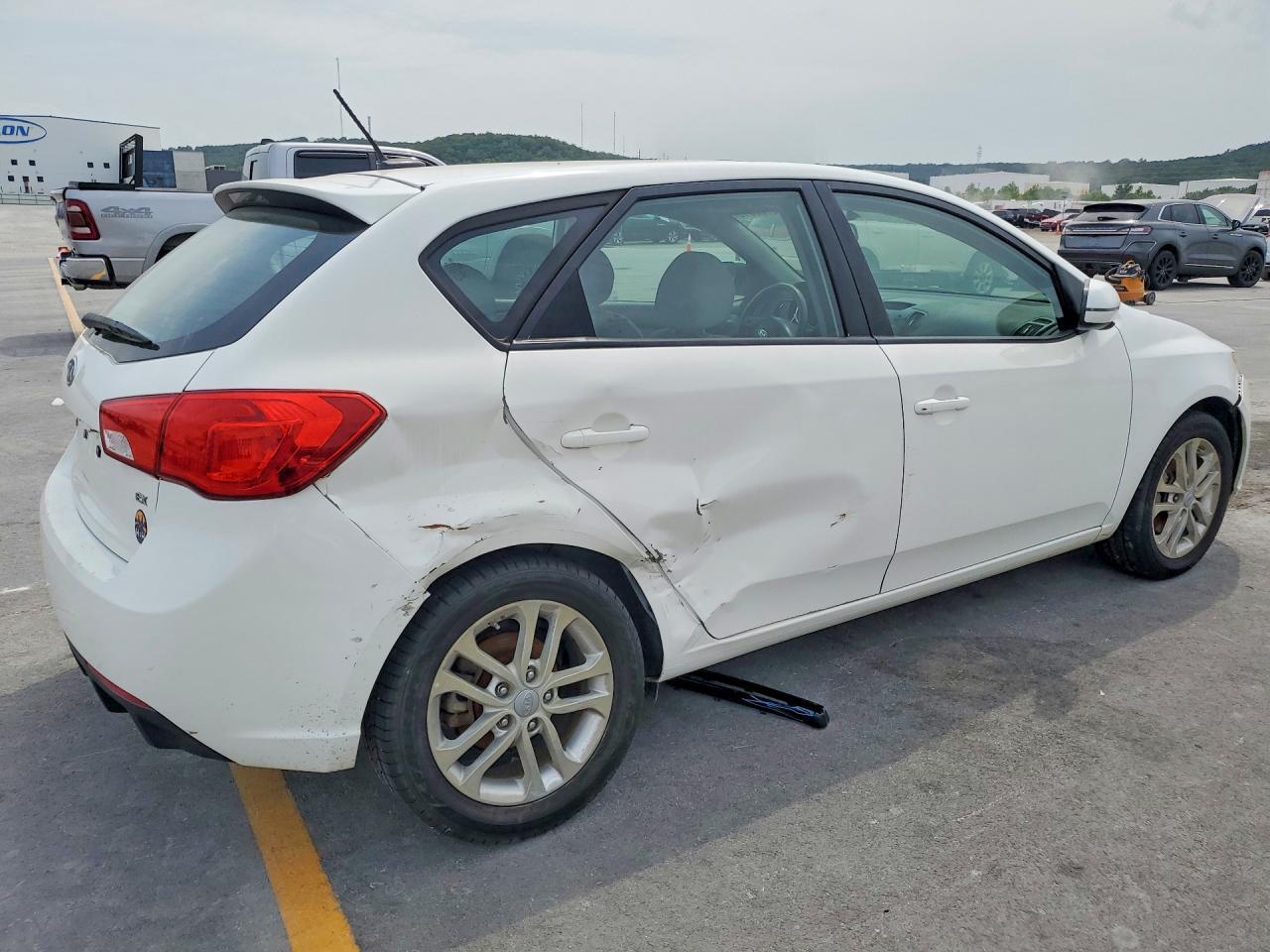 2012 KIA FORTE EX — Фото 3 из 12