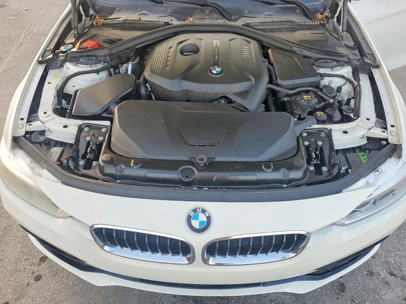 2018 BMW 330 I — Фото 11 из 12