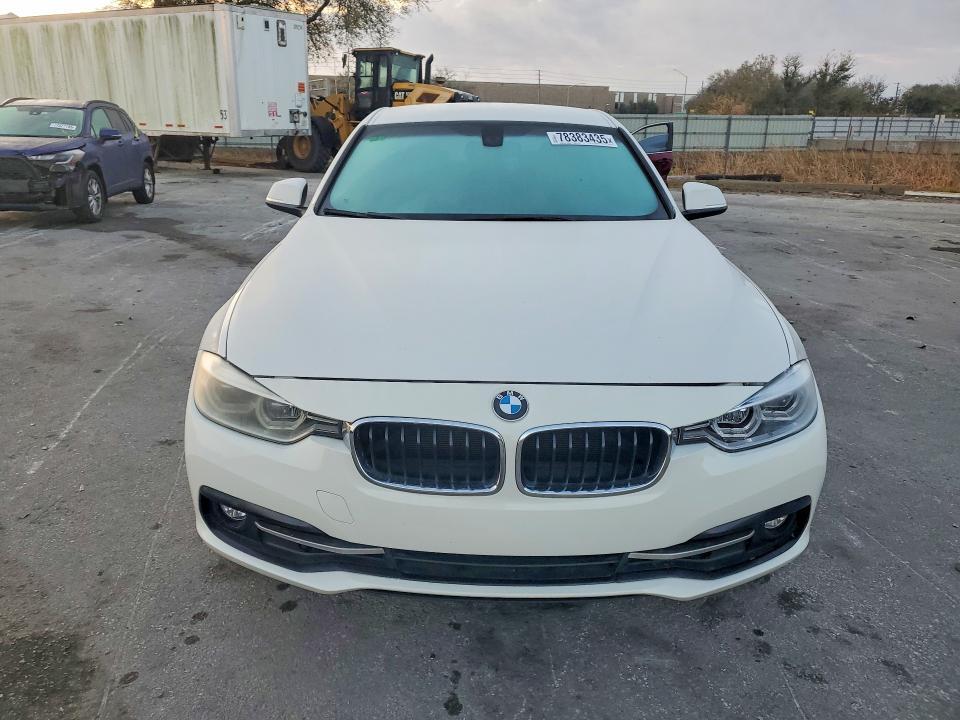 2018 BMW 330 I — Фото 5 из 12