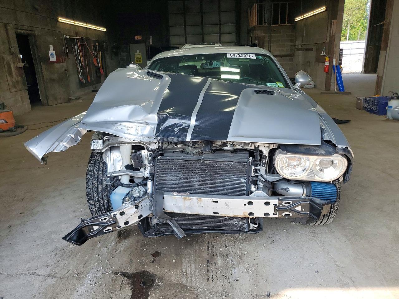 2009 DODGE CHALLENGER SRT-8 — Фото 5 из 12