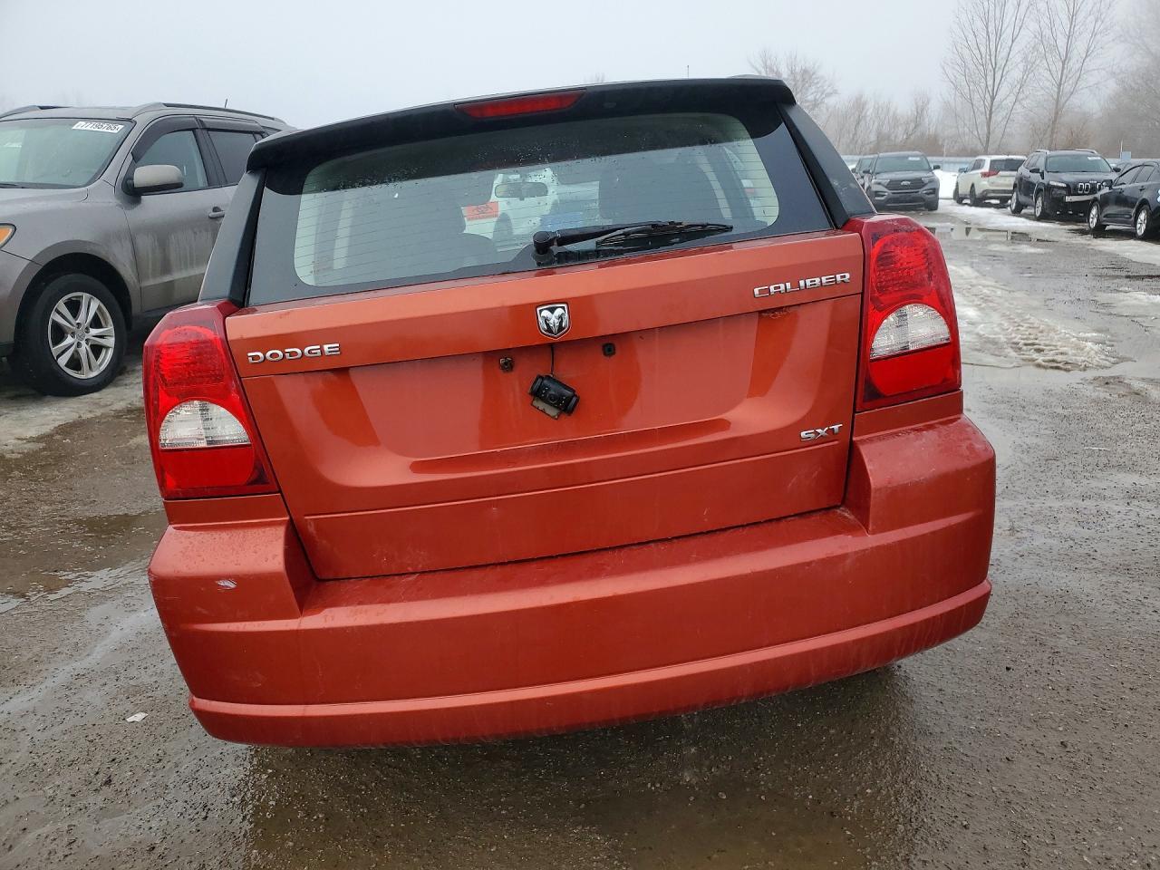 2009 DODGE CALIBER SXT — Фото 6 из 12