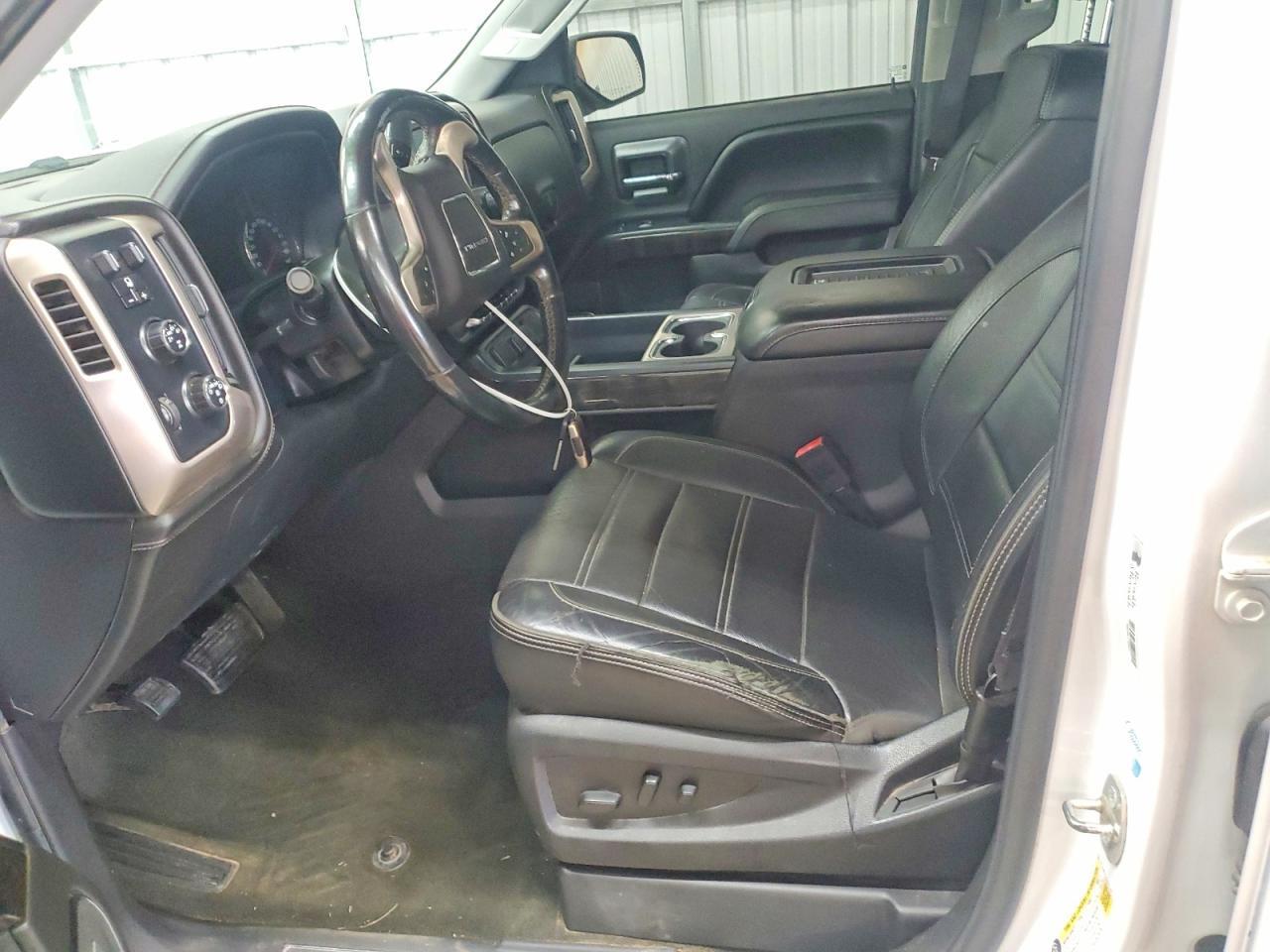 2016 GMC SIERRA K1500 DENALI — Фото 7 из 12