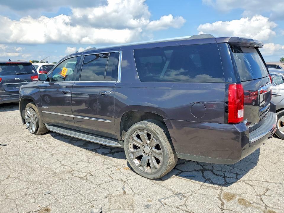 2016 GMC YUKON XL DENALI — Фото 2 из 13