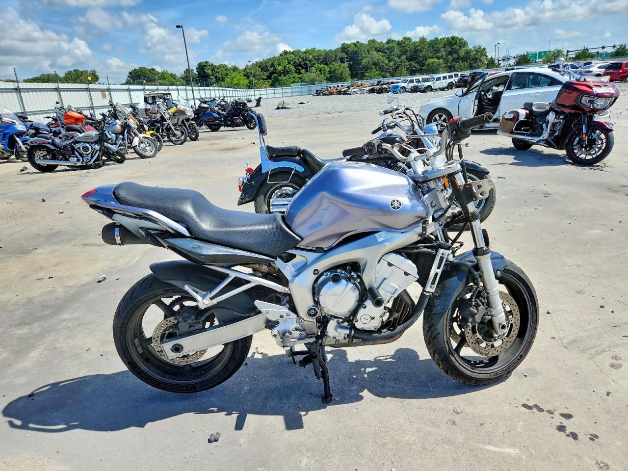 2005 YAMAHA FZ6 JYARJ08Y25A000562