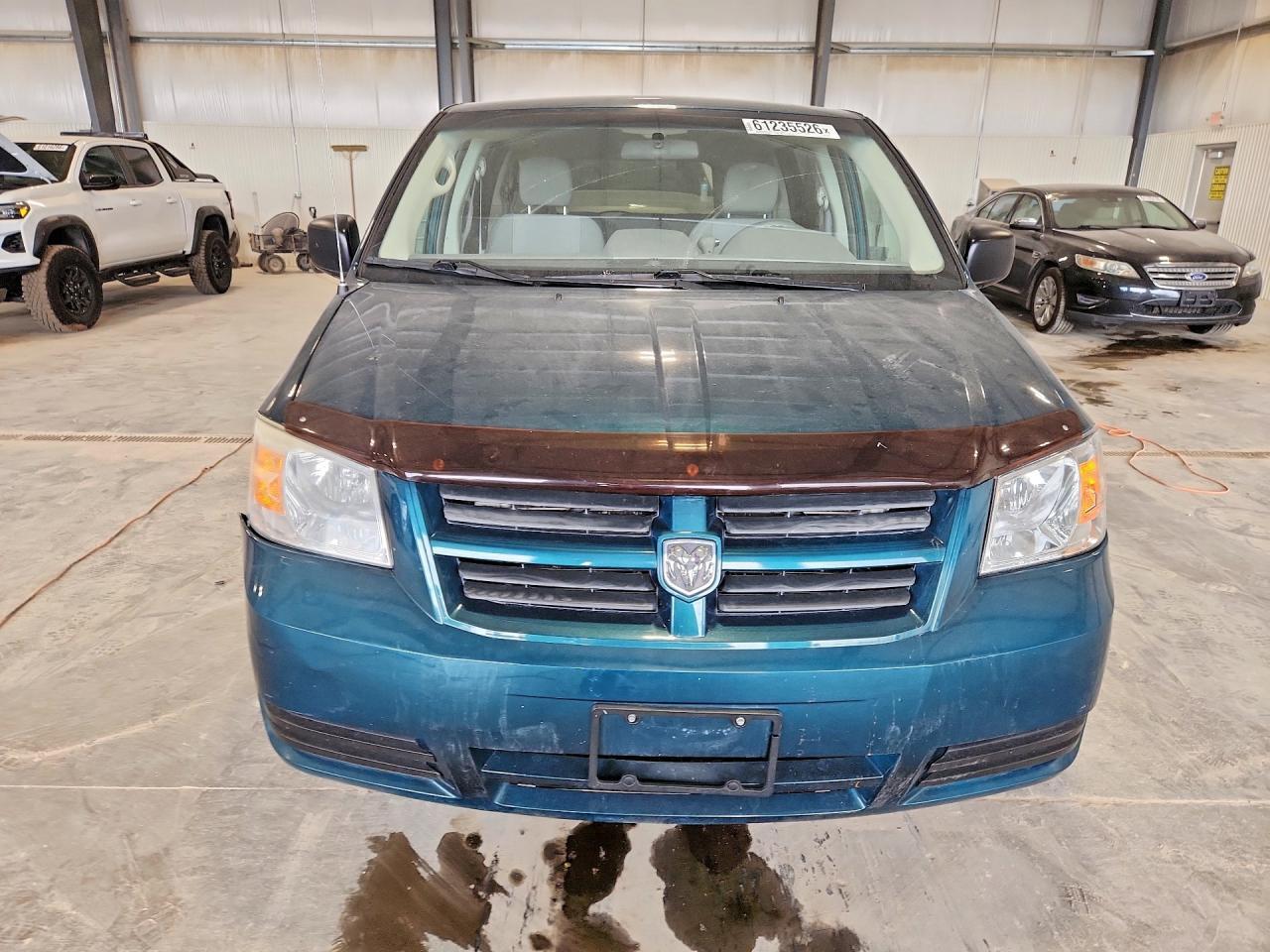 2009 DODGE GRAND CARAVAN SE — Фото 5 из 13