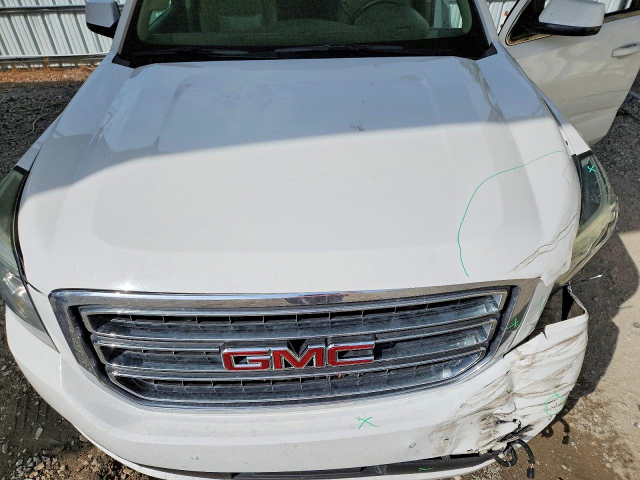 2016 GMC YUKON SLT — Фото 12 из 13