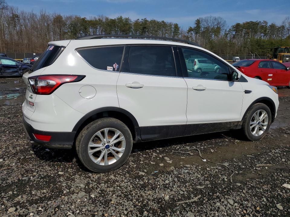 2018 FORD ESCAPE SE — Фото 3 из 13