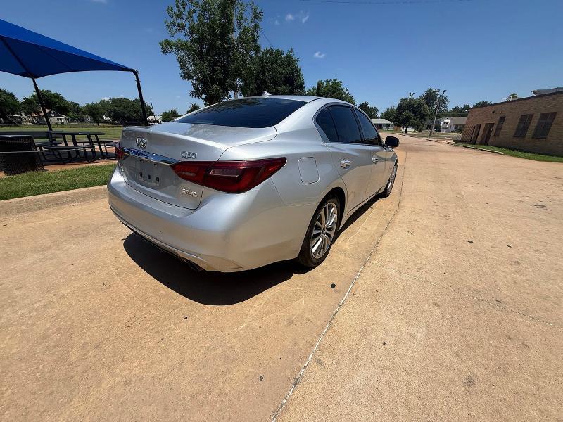 2018 INFINITI Q50 3.0T LUXE — Фото 4 из 10