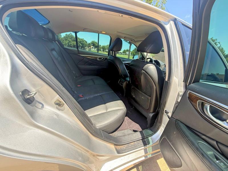 2018 INFINITI Q50 3.0T LUXE — Фото 6 из 10