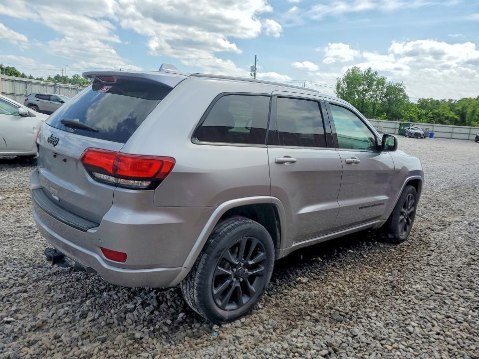 2018 JEEP GRAND CHEROKEE LAREDO — Фото 3 из 13