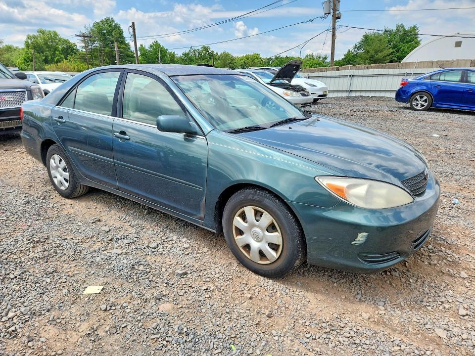 2002 TOYOTA CAMRY LE — Фото 4 из 12