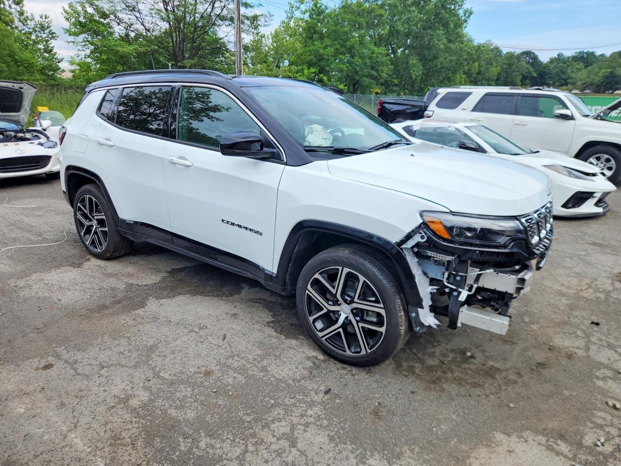 2024 JEEP COMPASS LIMITED — Фото 4 из 13