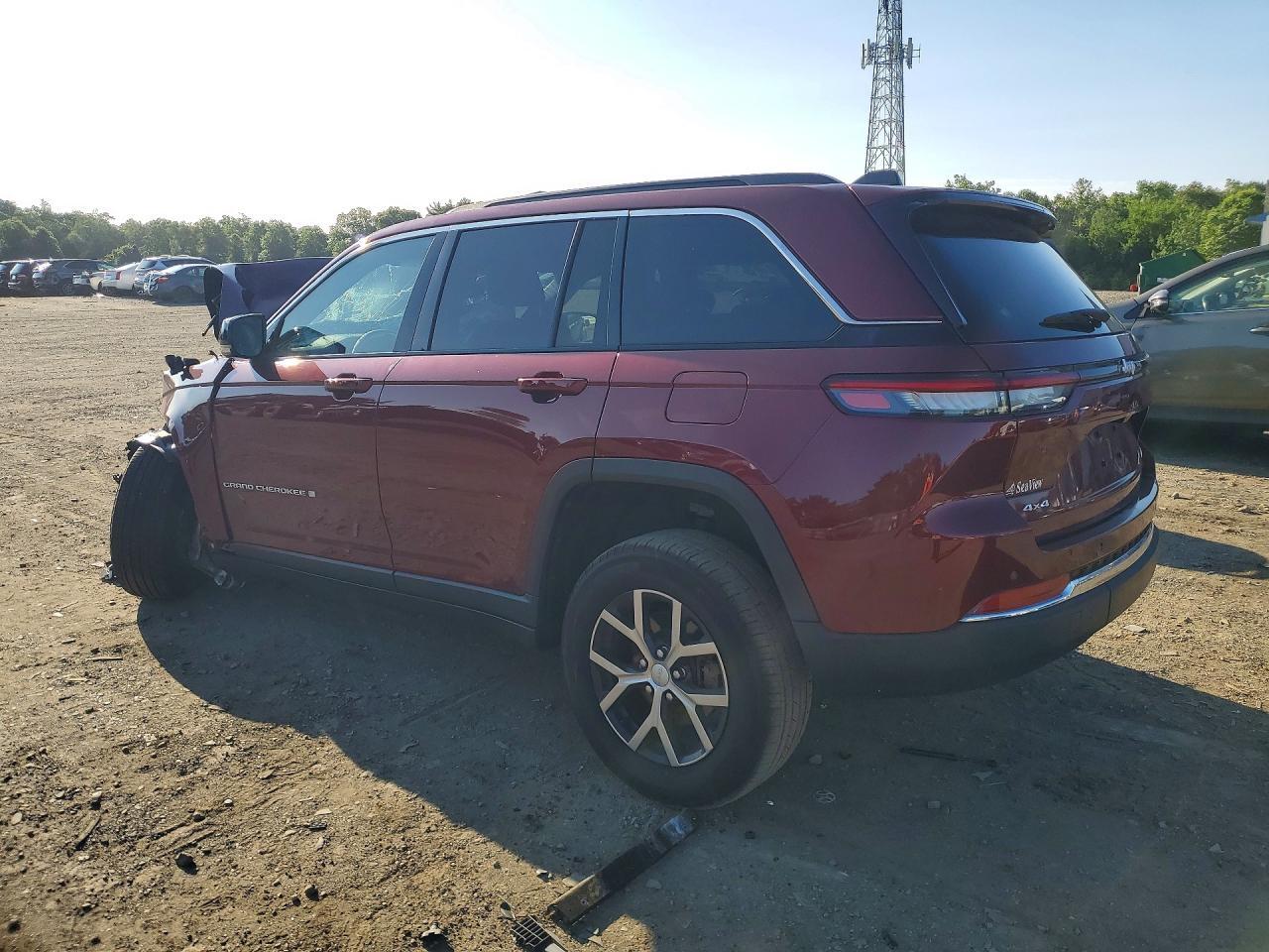 2024 JEEP GRAND CHEROKEE LIMITED — Фото 2 из 13