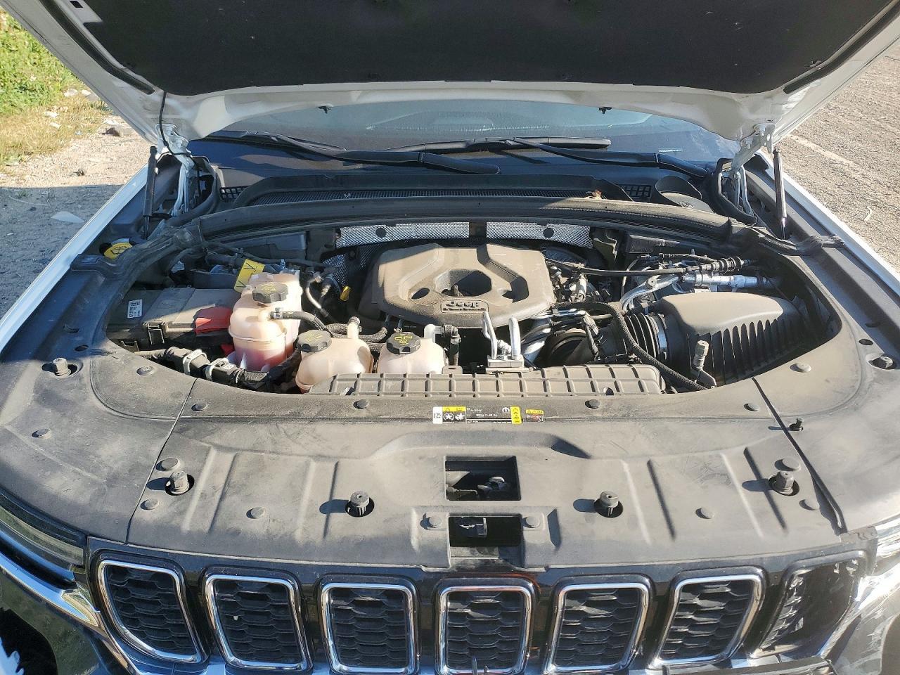 2024 JEEP GRAND CHEROKEE LIMITED 4XE — Фото 12 из 13