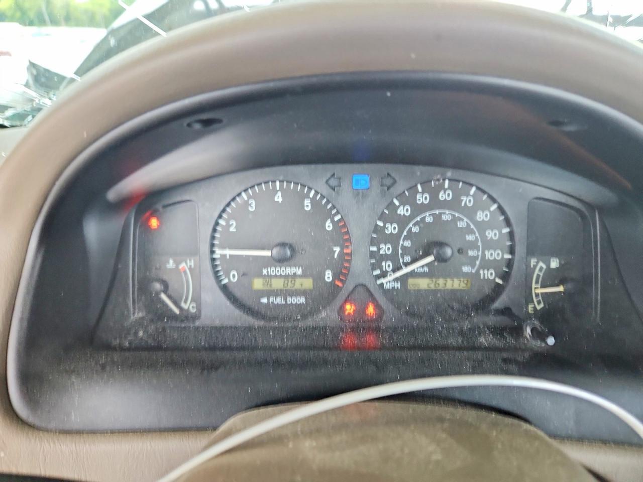 2002 TOYOTA COROLLA LE — Фото 9 из 12