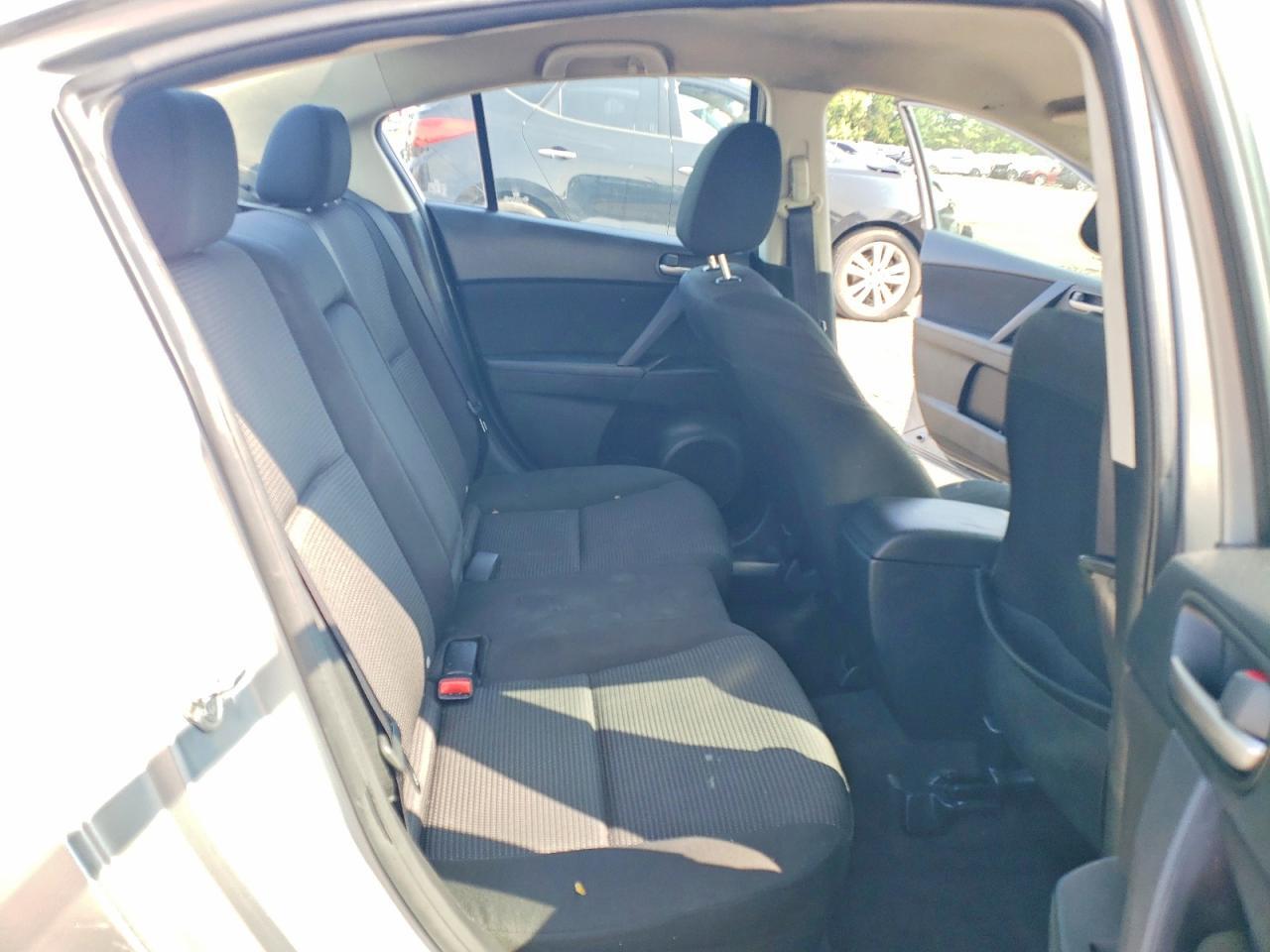 2012 MAZDA 3 I — Фото 10 из 12