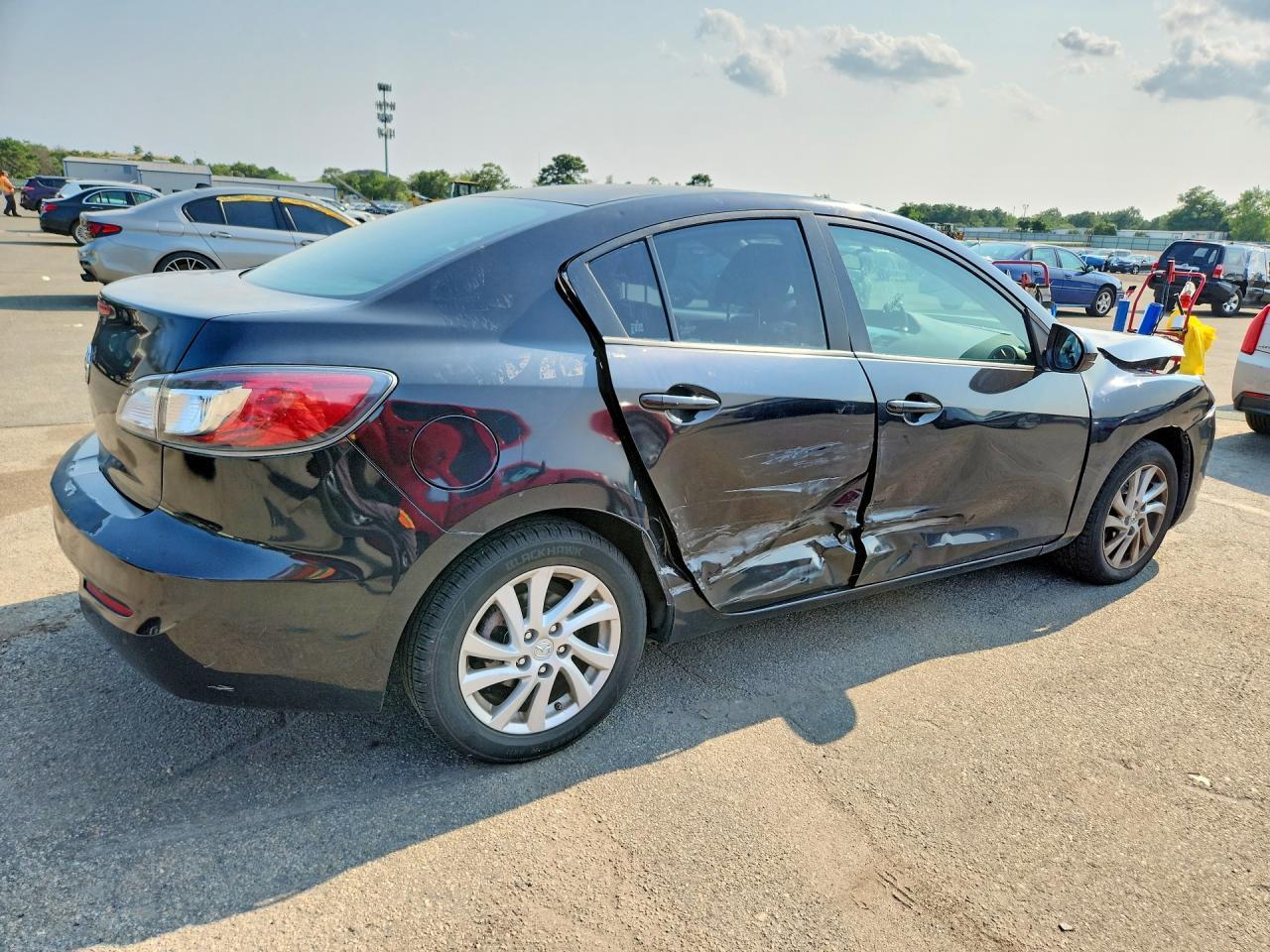 2012 MAZDA 3 I — Фото 3 из 12