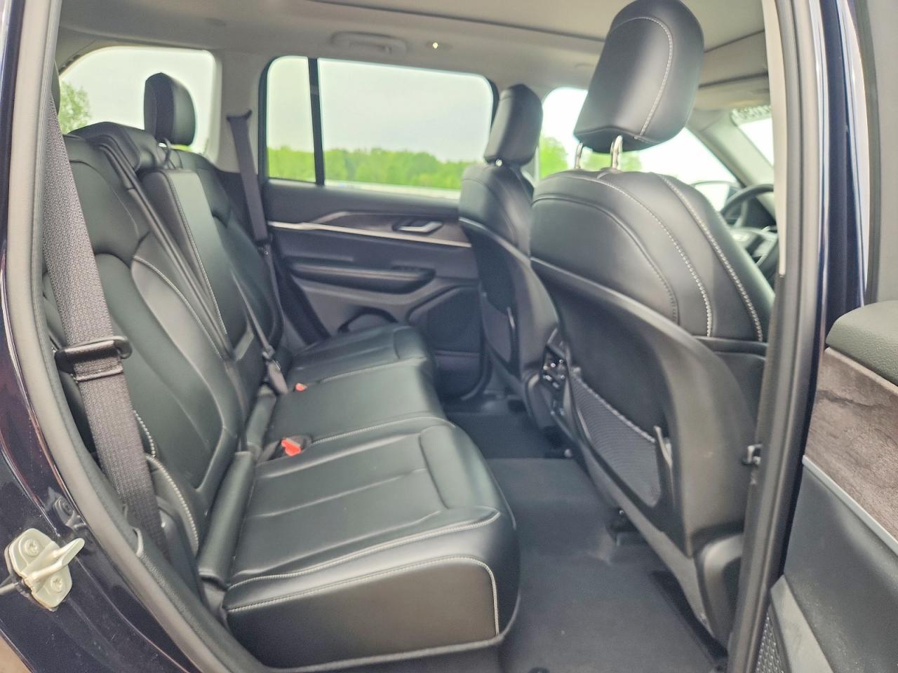 2024 JEEP GRAND CHEROKEE LIMITED — Фото 10 из 12