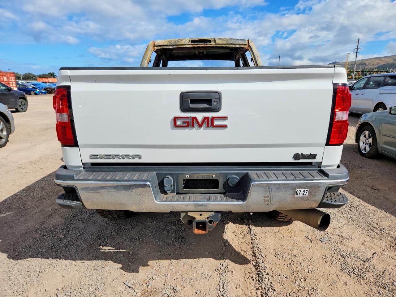 1GT12RE89GF212873 2016 GMC SIERRA photo no. 6