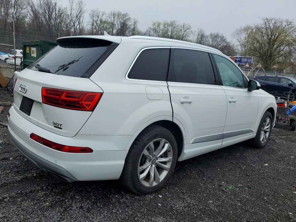 2017 AUDI Q7 PREMIUM PLUS — Фото 3 из 12