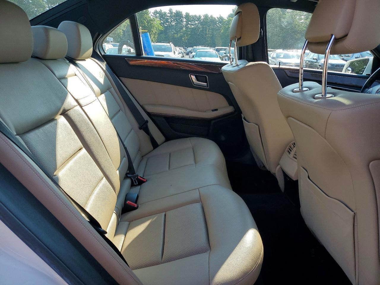 2012 MERCEDES-BENZ E 350 4MATIC — Фото 10 из 13