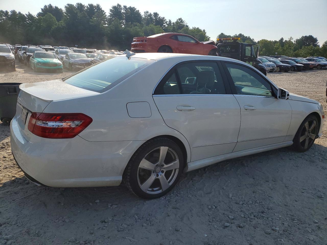 2012 MERCEDES-BENZ E 350 4MATIC — Фото 3 из 13