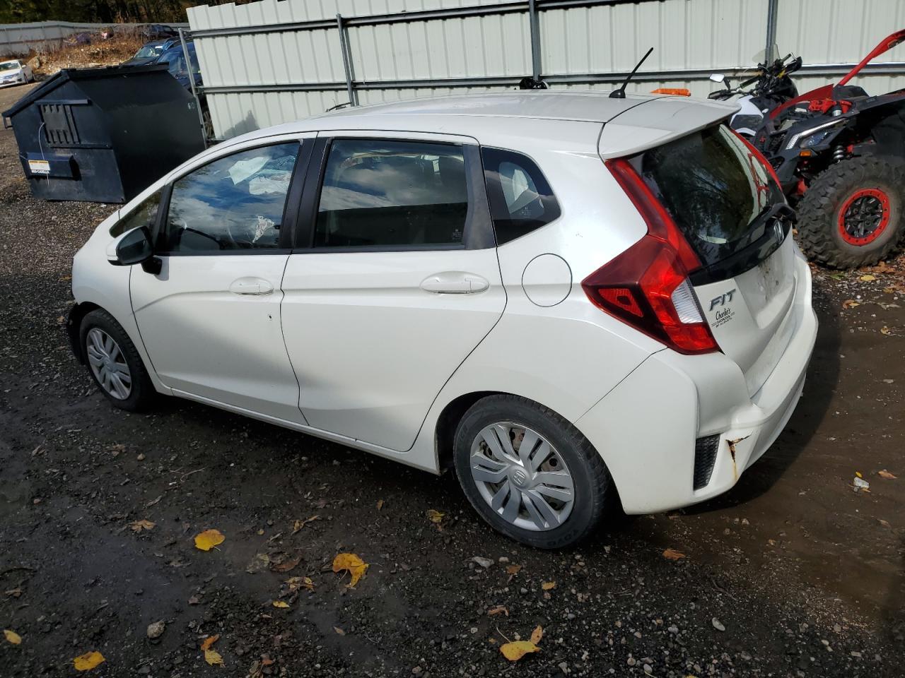 2016 HONDA FIT LX — Фото 2 из 13