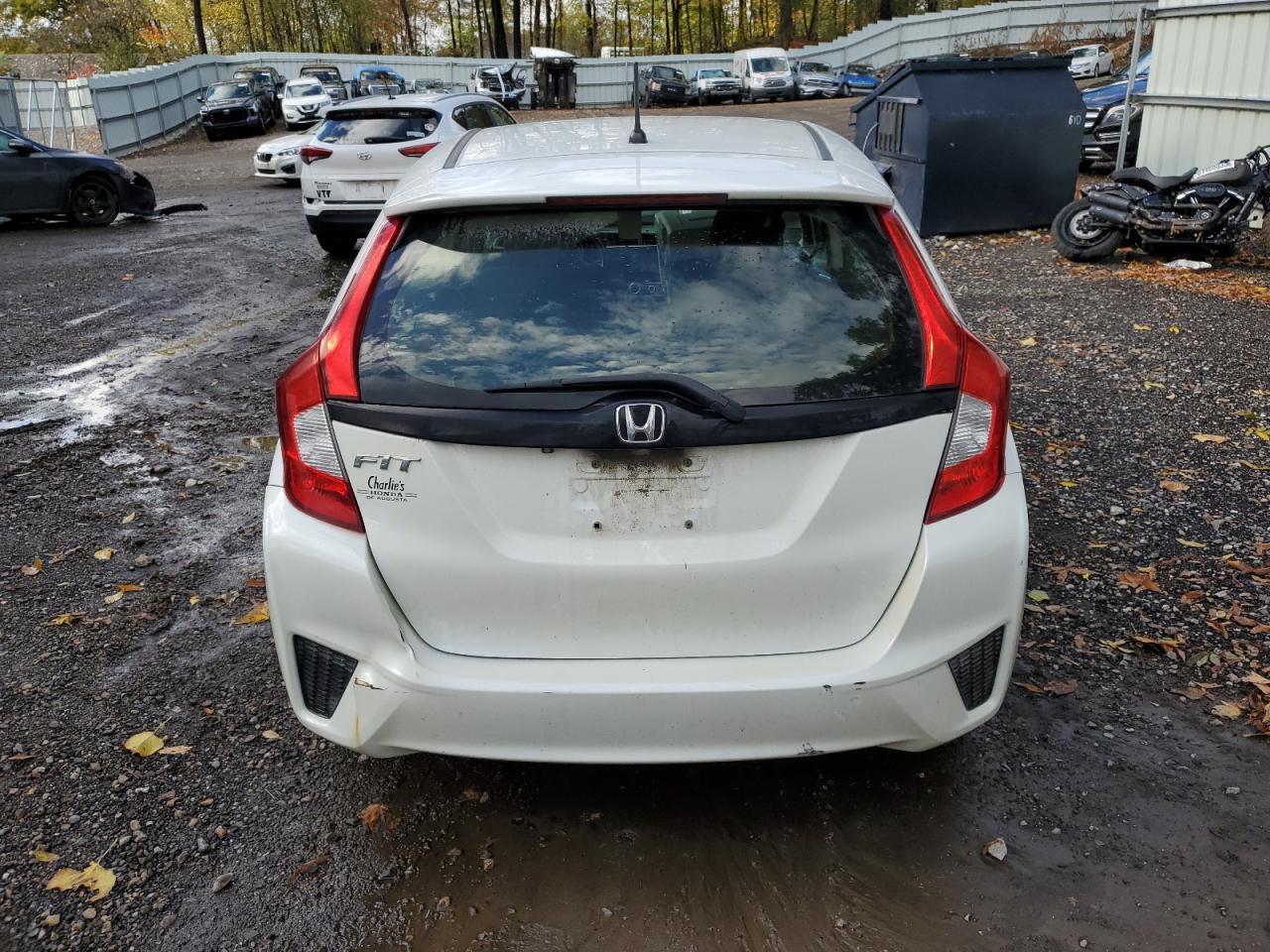 2016 HONDA FIT LX — Фото 6 из 13