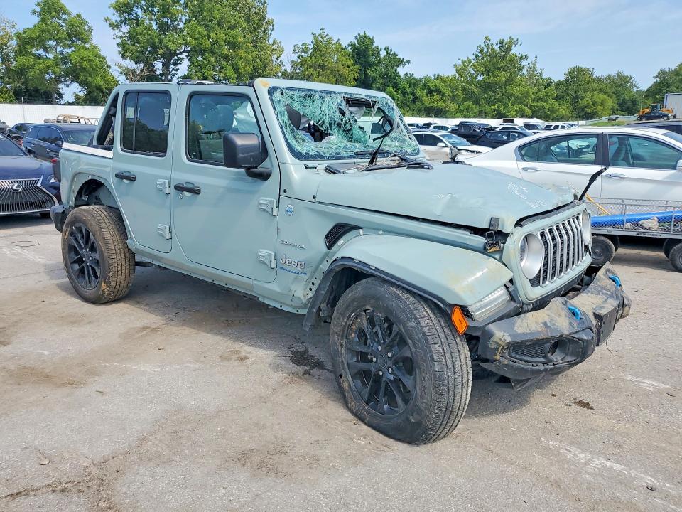 2024 JEEP WRANGLER SAHARA 4XE — Фото 4 из 12