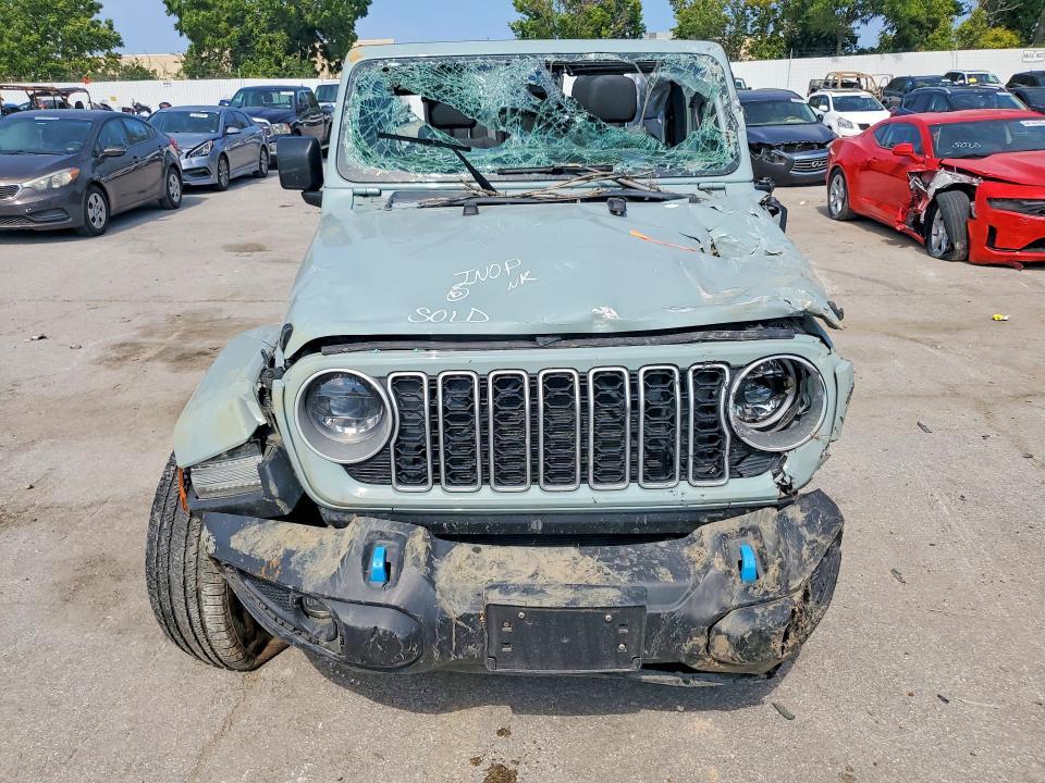 2024 JEEP WRANGLER SAHARA 4XE — Фото 5 из 12