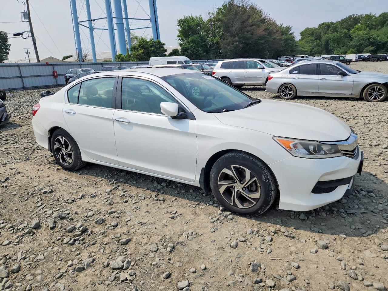 2016 HONDA ACCORD LX — Фото 4 из 12