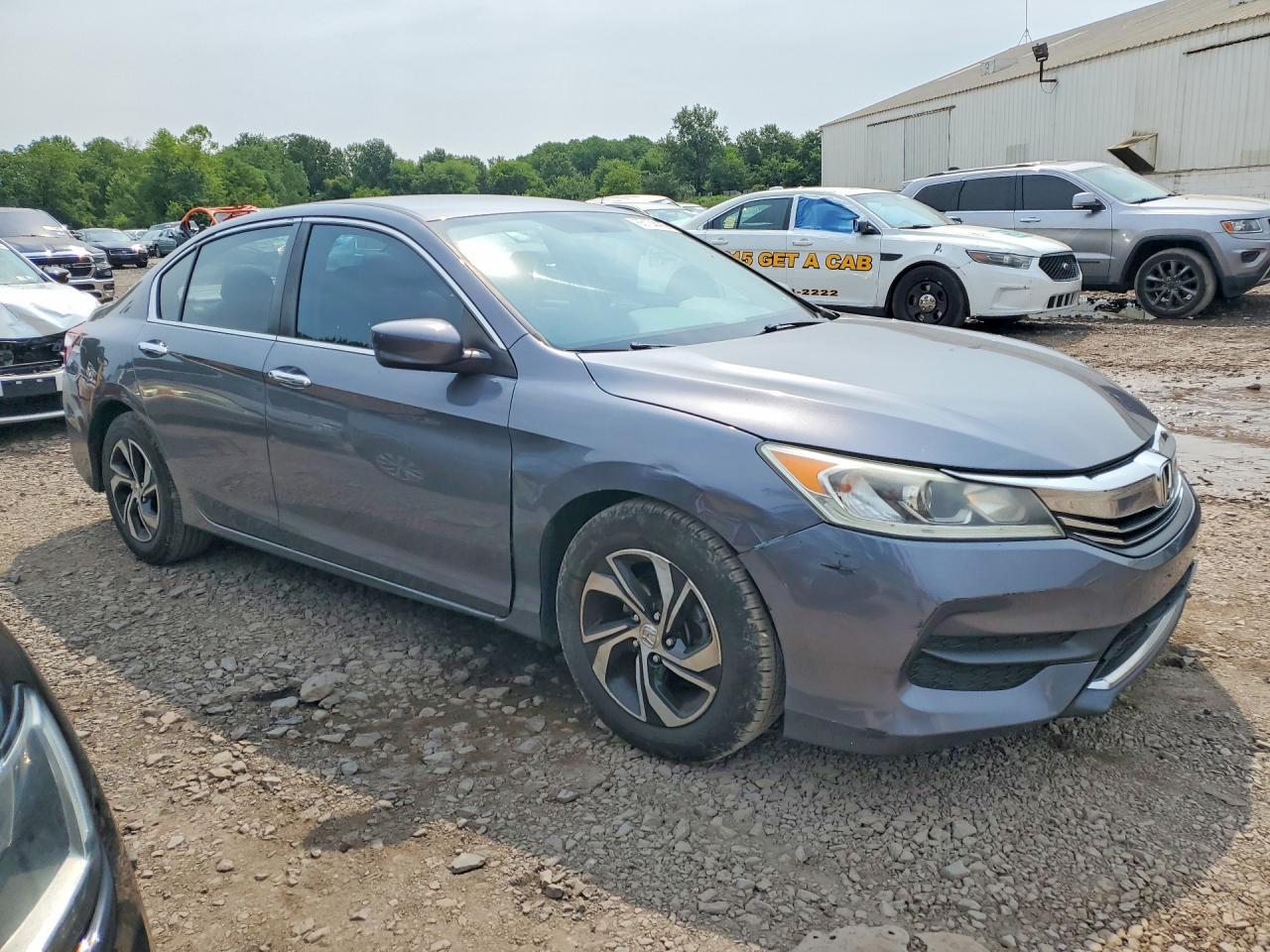 2016 HONDA ACCORD LX — Фото 4 из 12