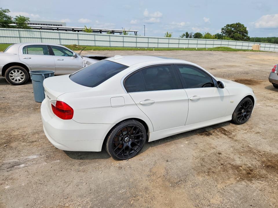 2006 BMW 330 XI — Фото 3 из 12