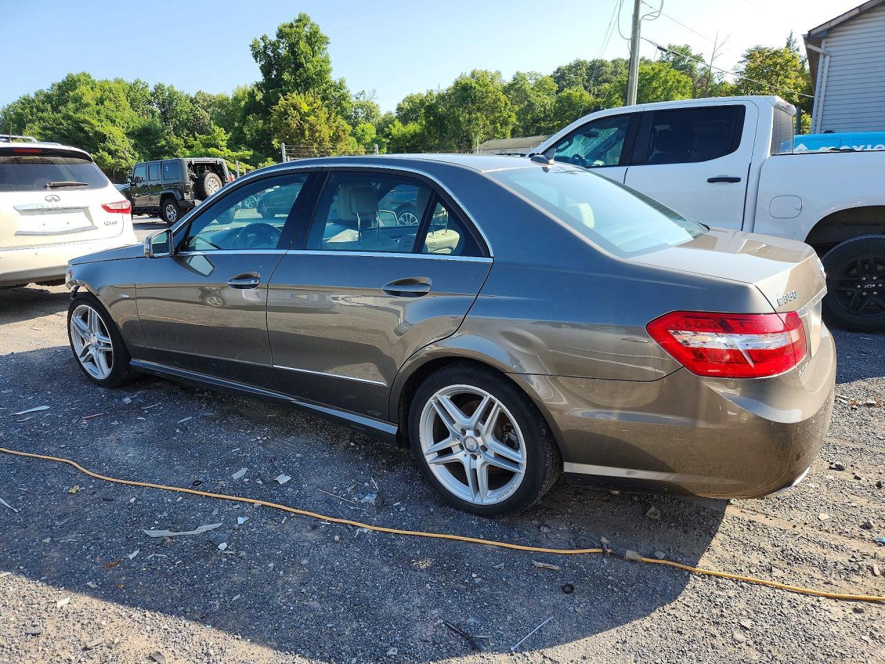2012 MERCEDES-BENZ E 350 4MATIC — Фото 2 из 12