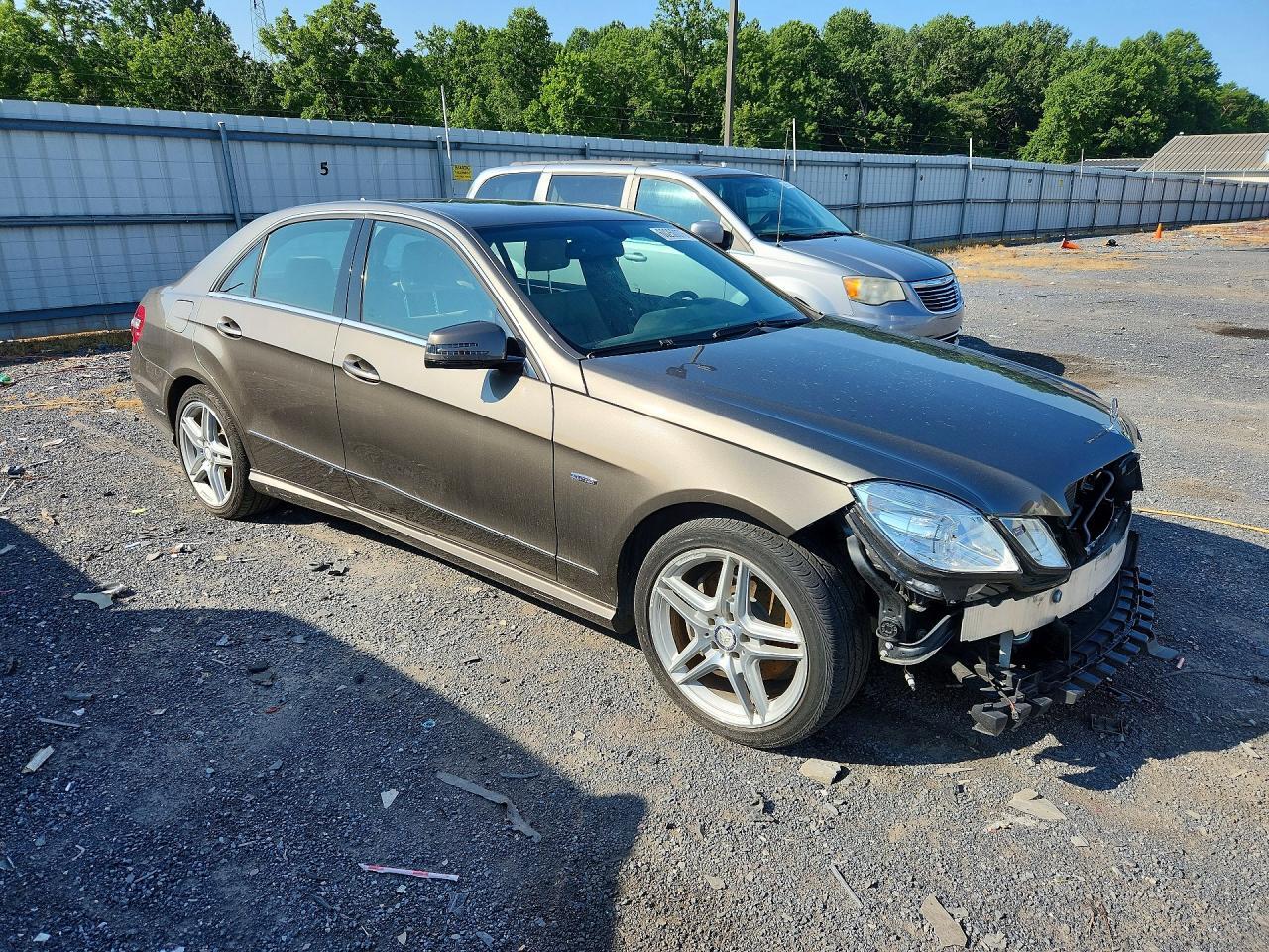 2012 MERCEDES-BENZ E 350 4MATIC — Фото 4 из 12