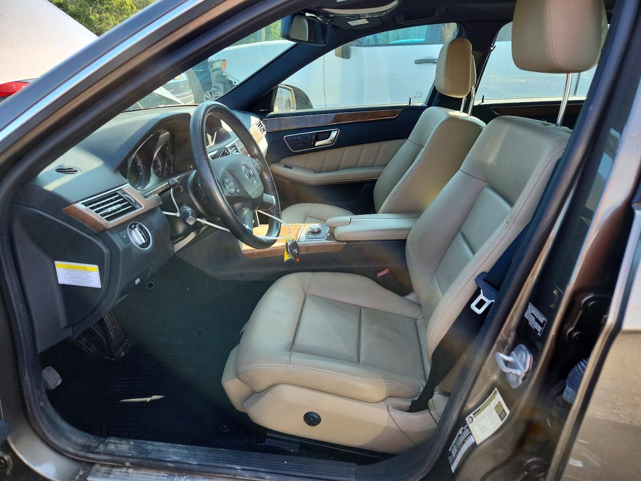 2012 MERCEDES-BENZ E 350 4MATIC — Фото 7 из 12