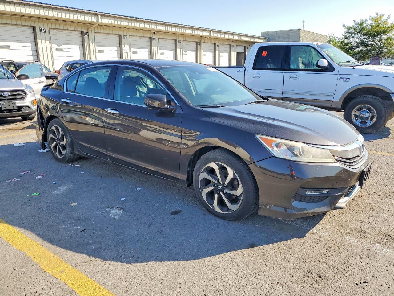 2016 HONDA ACCORD EXL — Фото 4 из 12