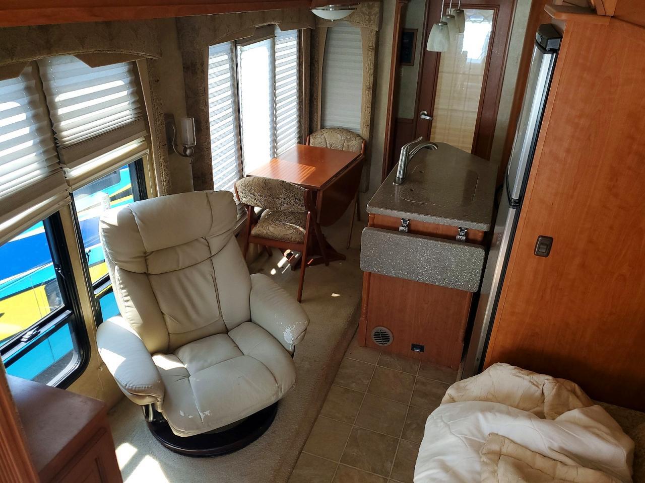 2009 FOREST RIVER GEORGETOWN RV — Фото 6 из 10