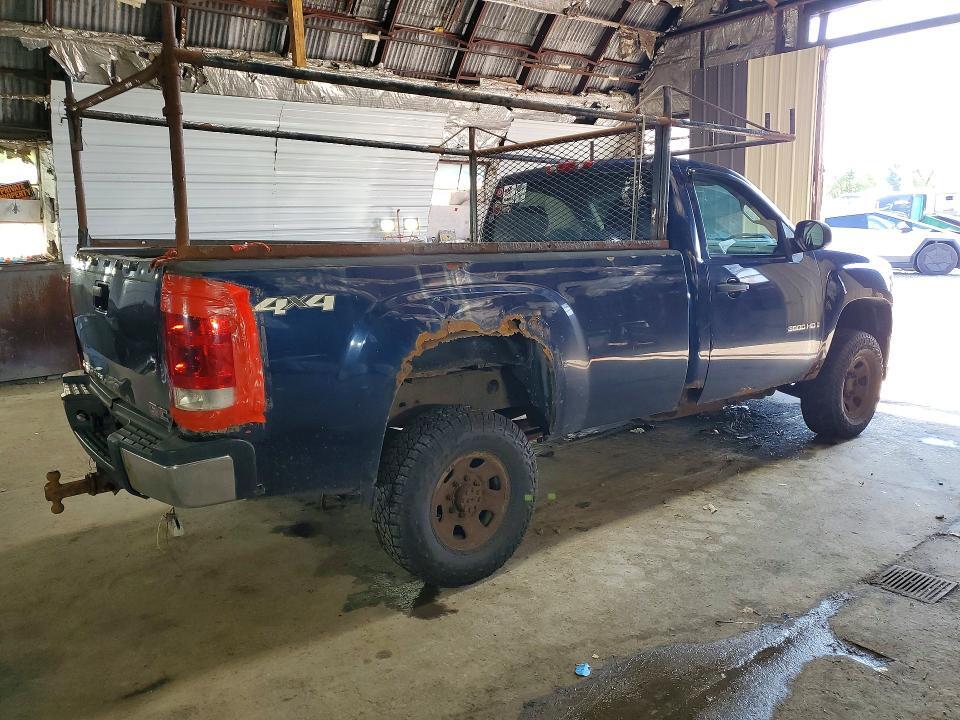 2009 GMC SIERRA K3500 SLE — Фото 3 из 12