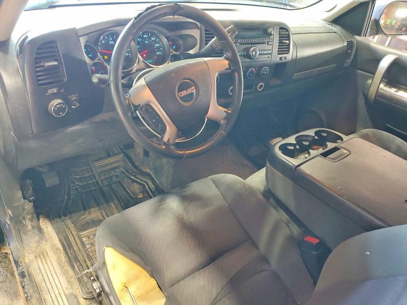 2009 GMC SIERRA K3500 SLE — Фото 8 из 12