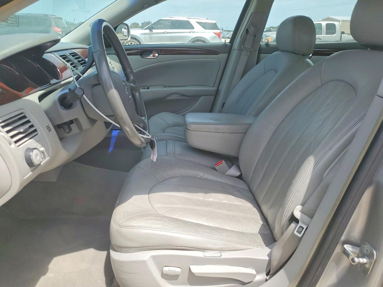 2006 BUICK LUCERNE CXL — Фото 7 из 12
