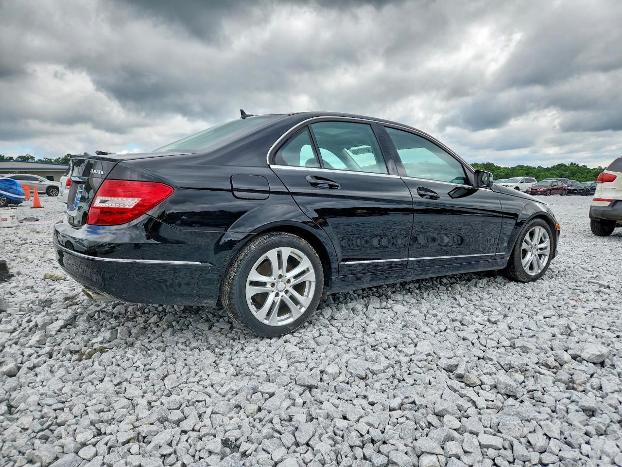 2012 MERCEDES-BENZ C 300 4MATIC — Фото 3 из 12