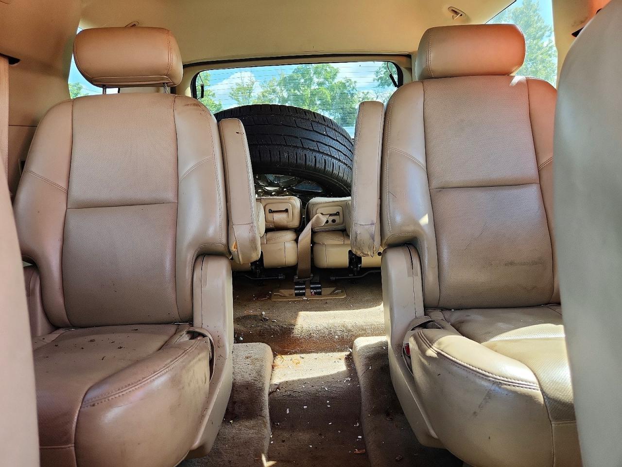 2009 GMC YUKON DENALI — Фото 10 из 13