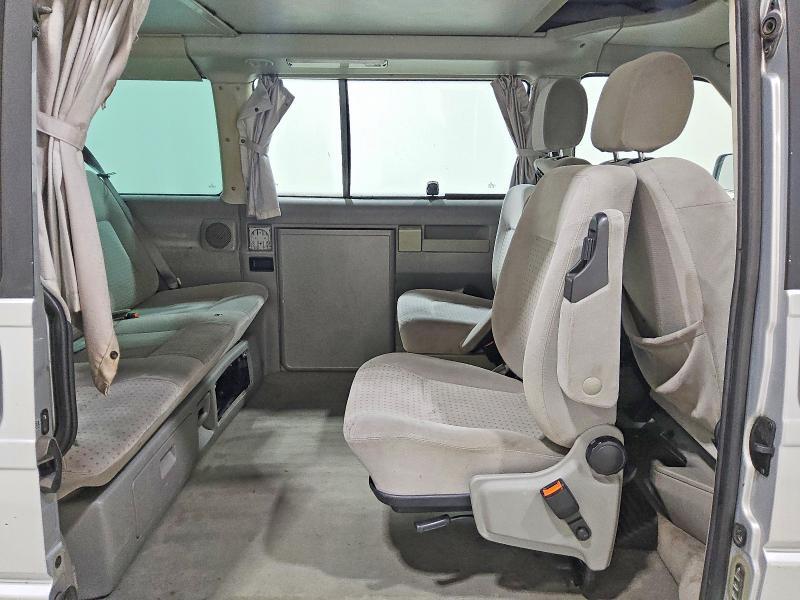 2002 VOLKSWAGEN EUROVAN MV — Фото 11 из 13