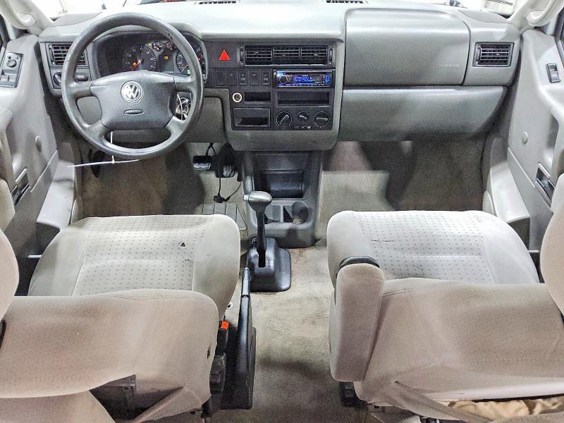 2002 VOLKSWAGEN EUROVAN MV — Фото 8 из 13