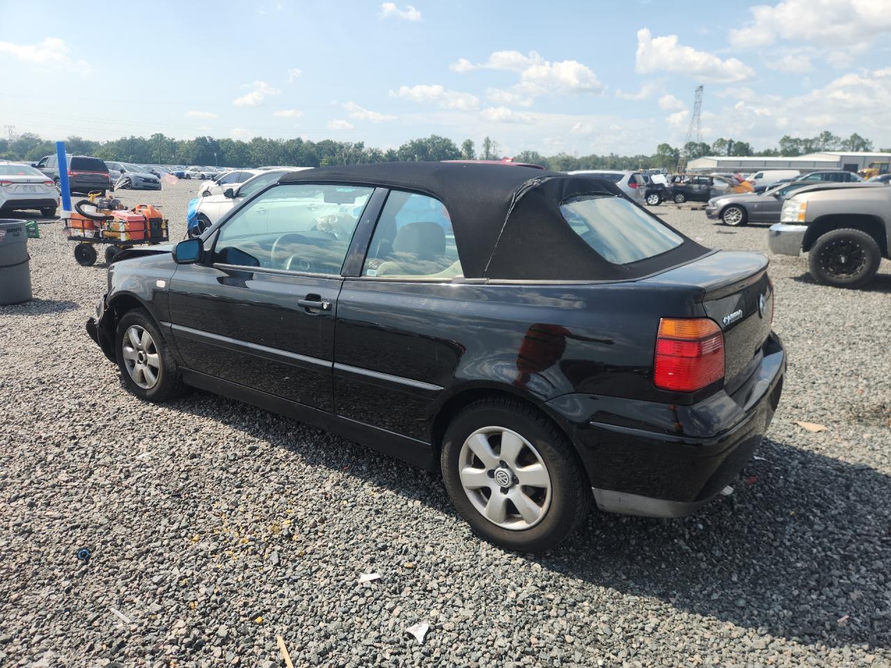 2002 VOLKSWAGEN CABRIO GLX — Фото 2 из 12