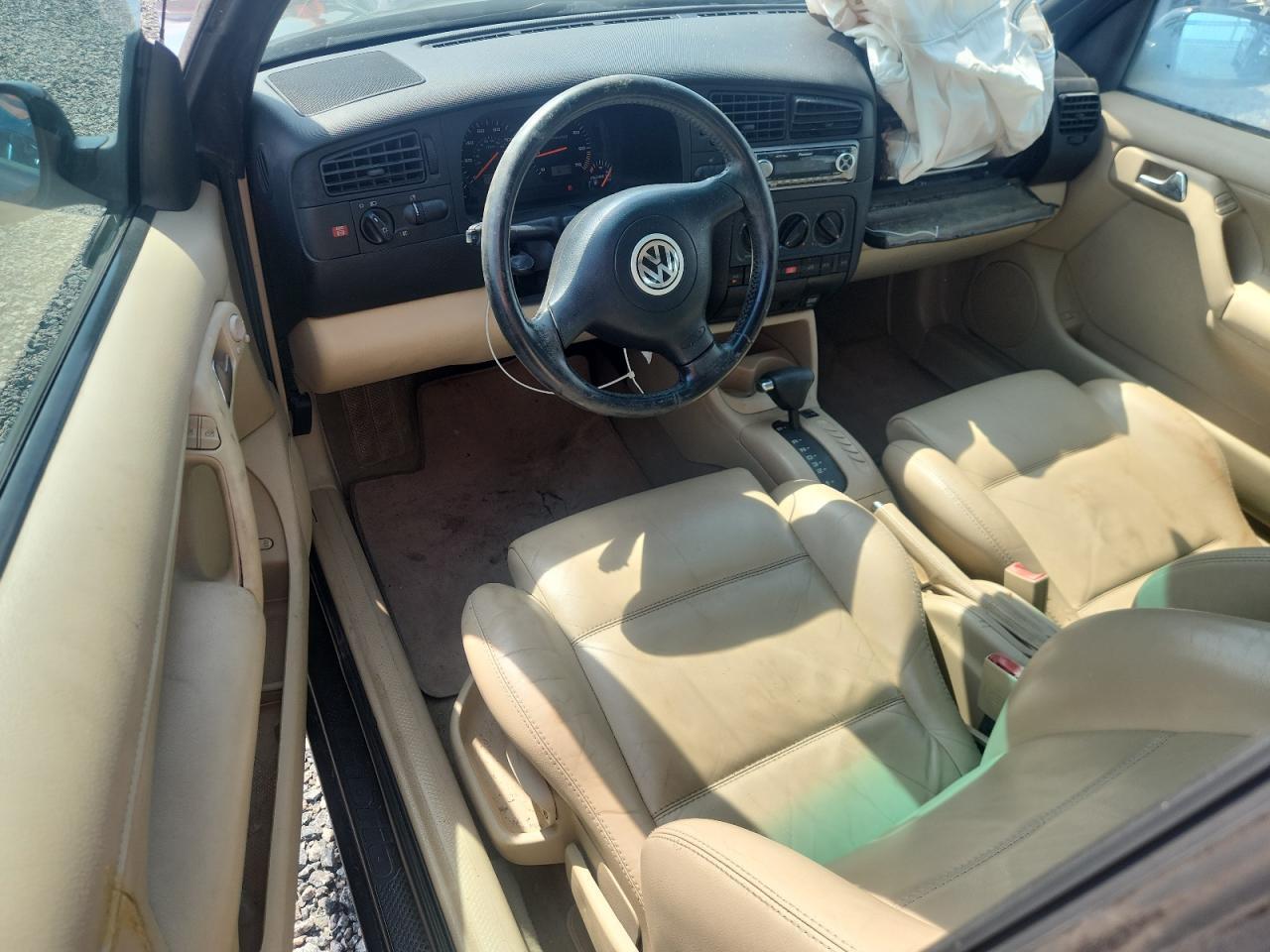 2002 VOLKSWAGEN CABRIO GLX — Фото 8 из 12